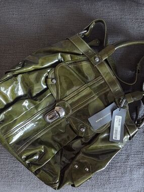 VTG Francesco Biasia Miss Romeo Olive Green Patent Leather Satchel Shoulder Bag